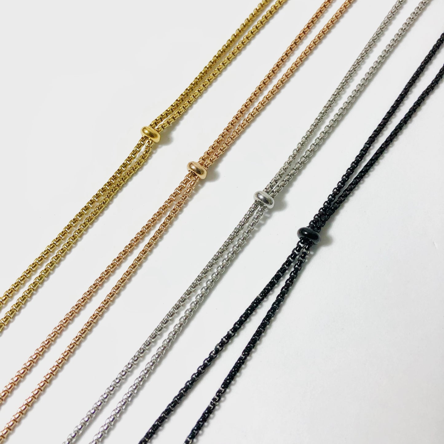 ADELLE - Glasses Chain
